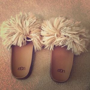 Ugg Cindi Yarn Slides